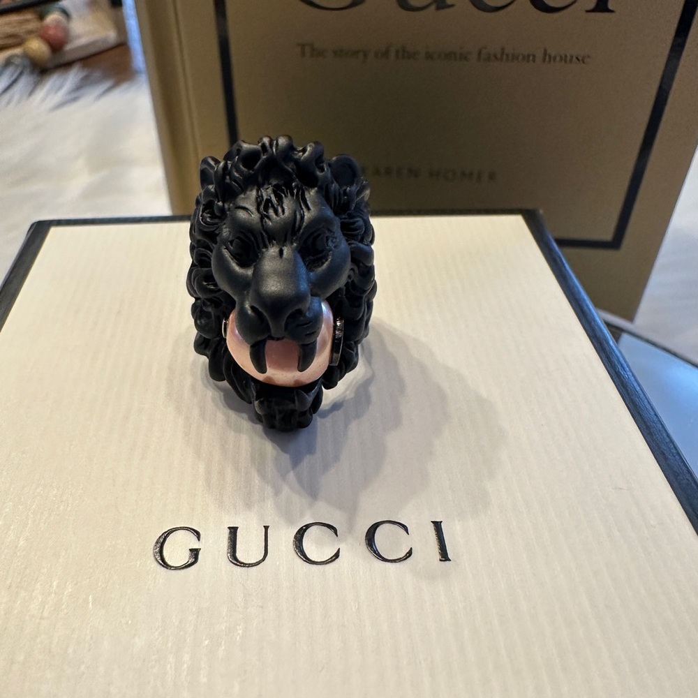 🖤💗Gucci Black and Gold Lion Head Ring Size 13 (6)💗🖤